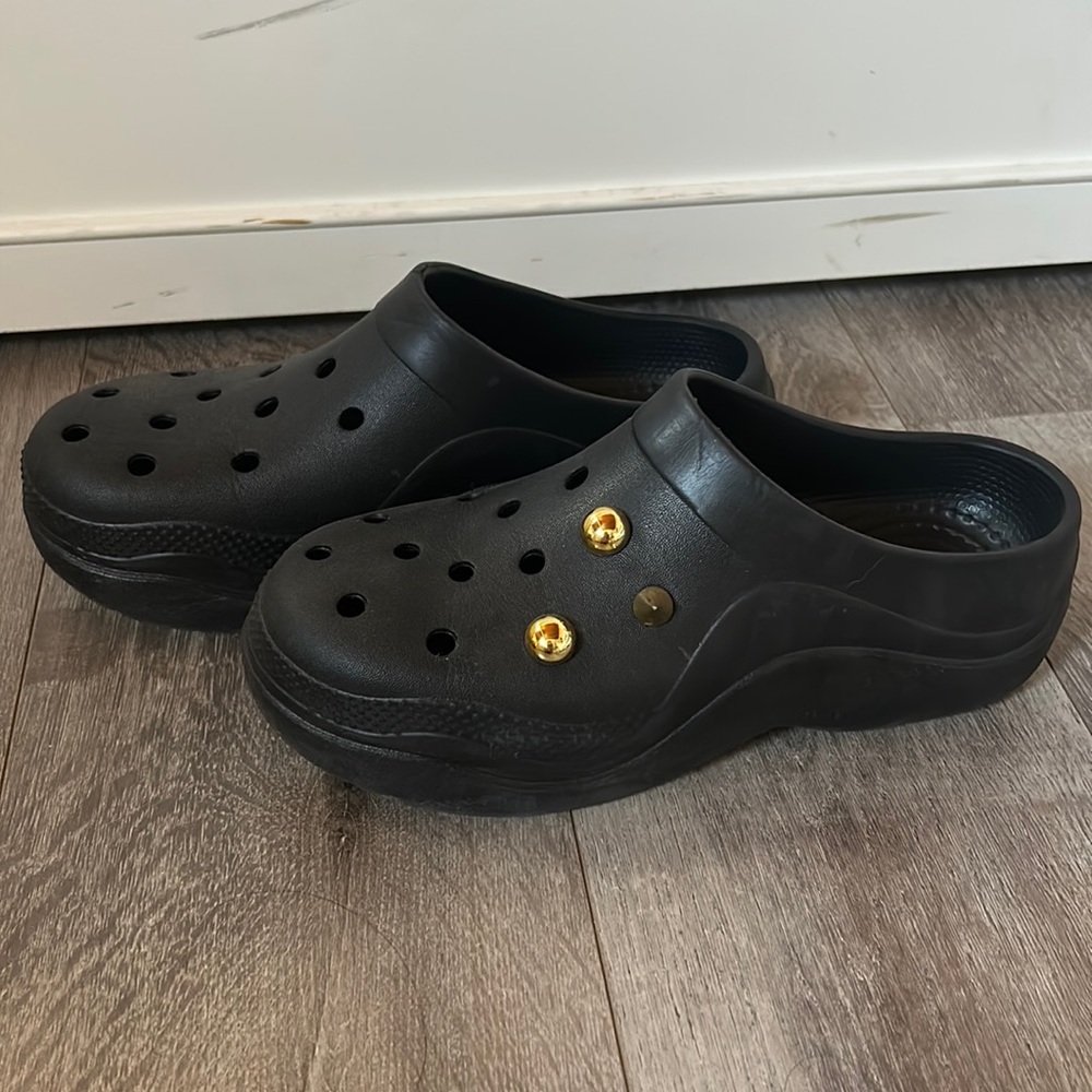 Black Platform Sandals